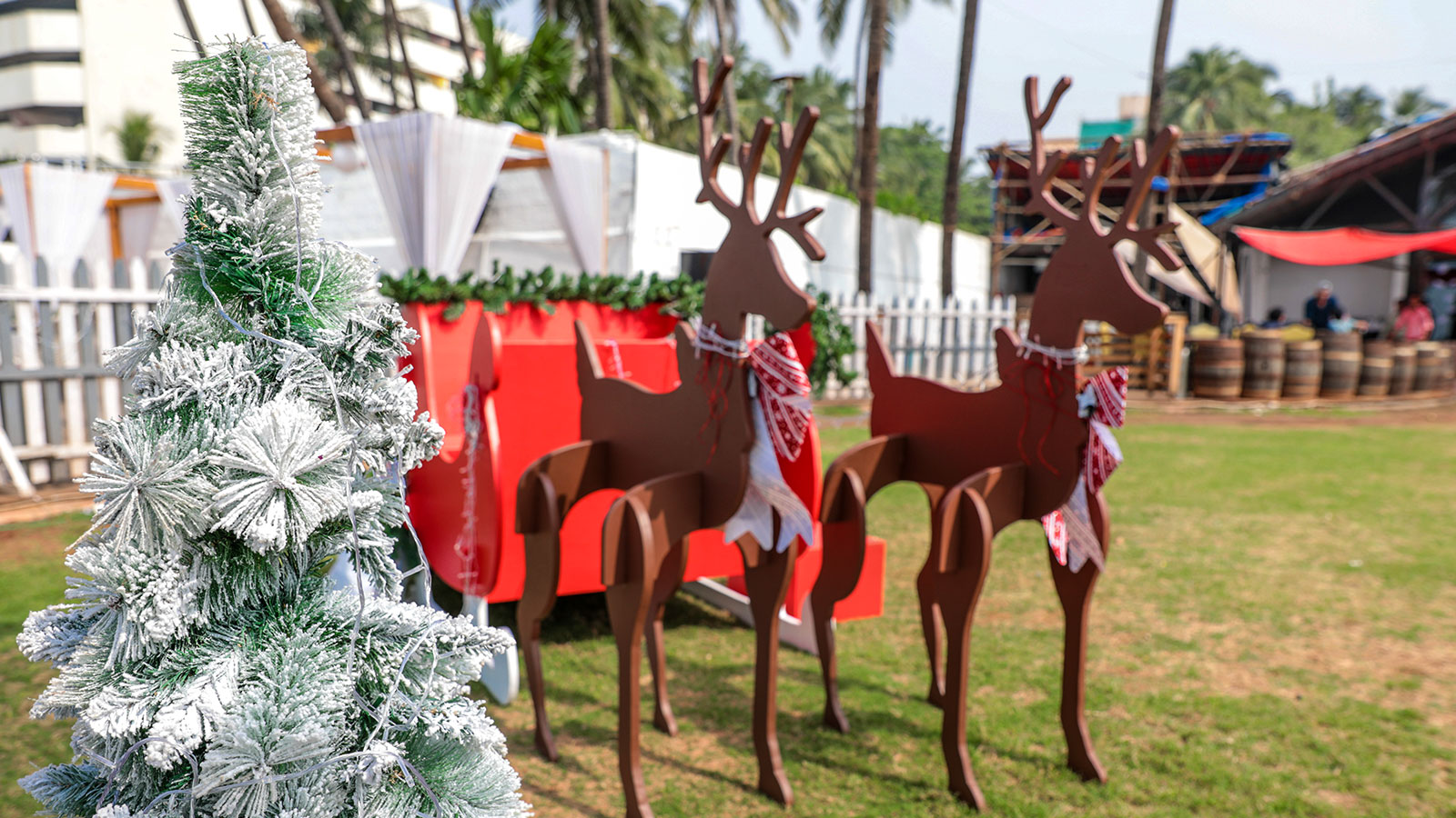 01 The 6th Annual Seams For Dreams Garage Sale is THE Holiday Shopping Event of the Year - Featured
